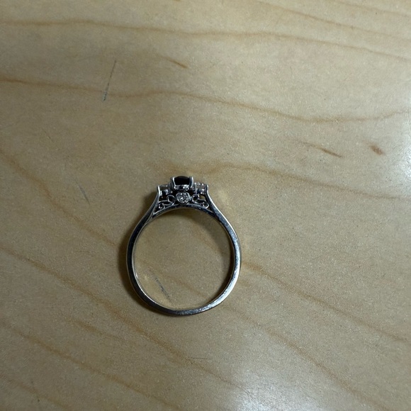 Natural Sapphire Ring in 14k White Gold with 1/4 ct tw Diamonds - Picture 4 of 4